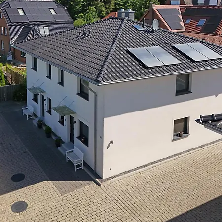 De Hueues Achtern Sandlid Haus A 公寓 Bosau