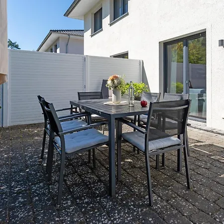 De Hüüs Achtern Sandlid Haus A Apartment Bosau